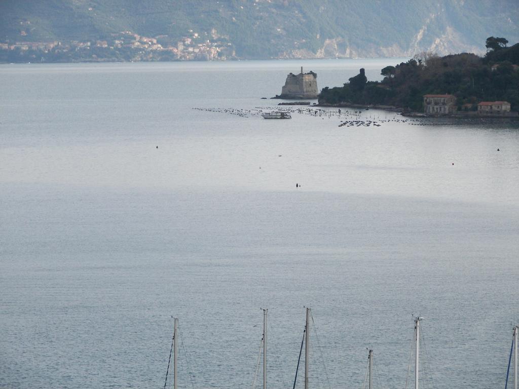 Ferienwohnung Ca'Di Gilbi E Pasqui La Spezia Exterior foto