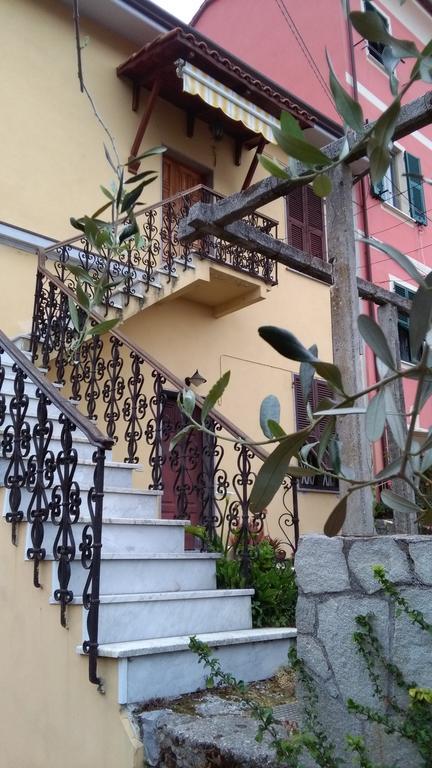 Ferienwohnung Ca'Di Gilbi E Pasqui La Spezia Exterior foto